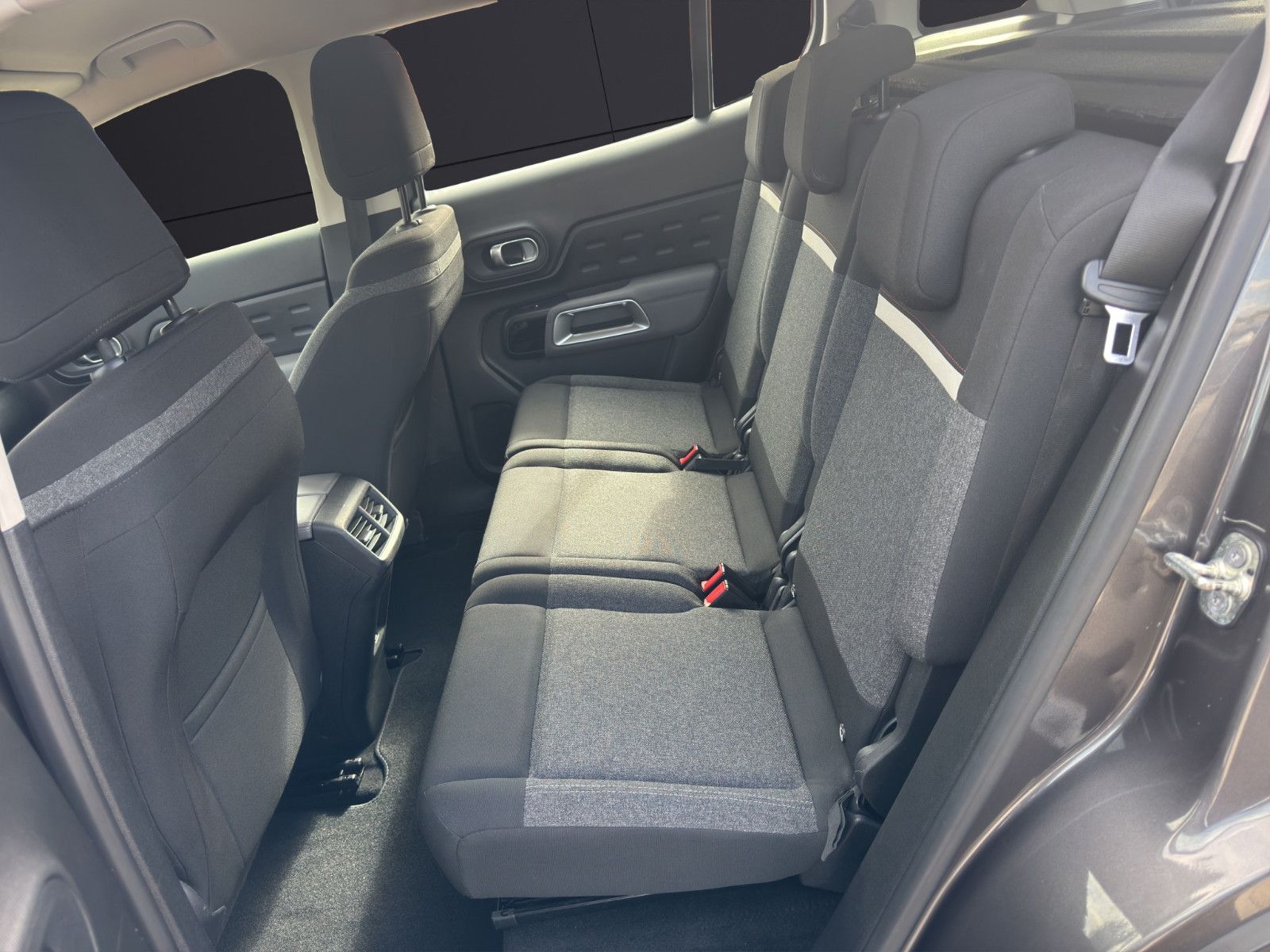 Fahrzeugabbildung Citroën C5 Aircross Live *360°Cam*SitzHZ*Allwetter*Klima