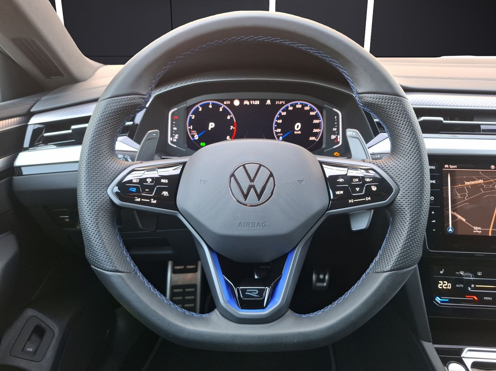 Fahrzeugabbildung Volkswagen Arteon SB R 4M  DSG LED AHK Navi AID ACC RFK 20"