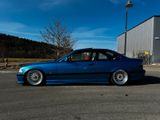 BMW E36 325i AIRRIDE M Paket - BMW 325 mit Benzin-Antrieb: Coupé, 325i M Paket