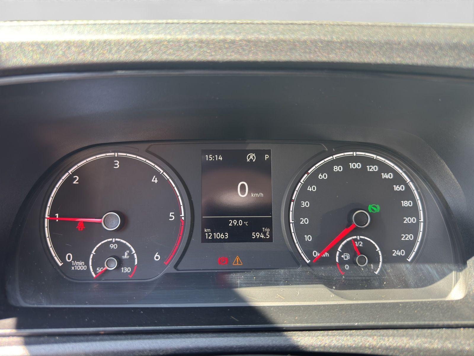 Volkswagen Caddy Maxi TDI 7-SITZE AHK KAMERA App-Connect