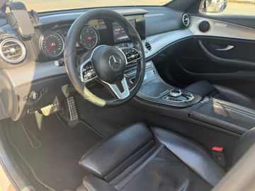 Mercedes E 200 - 5