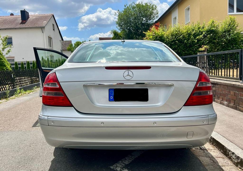 Mercedes-Benz E 280