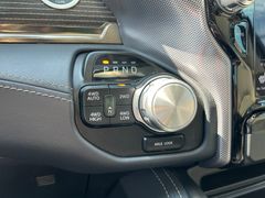 Fahrzeugabbildung Dodge RAM 1500 Limited LPG Luft NAP 22 Zoll u-frei EU
