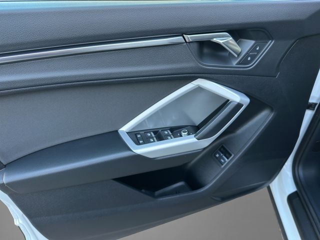 Q3 45 TFSI e S-tronic