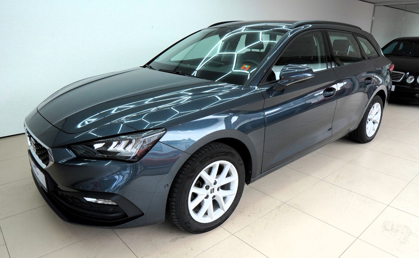 Fahrzeugabbildung SEAT Leon Sportstourer Style *Navi*Shz*CarPlay*