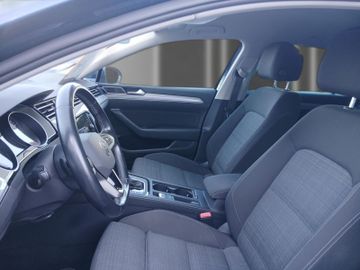Volkswagen Passat Variant - 8