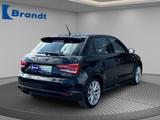 Audi A1 Sportback 1.8 TFSI S-LINE+S-TRONIC+XENON+NAVI - Audi A1: Schwarz, mit Navigationssystem