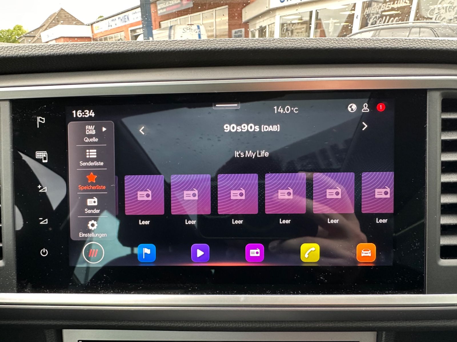Fahrzeugabbildung SEAT Ateca FR 2.0 TDI DSG Pano/AHK/Navi/LED/ACC
