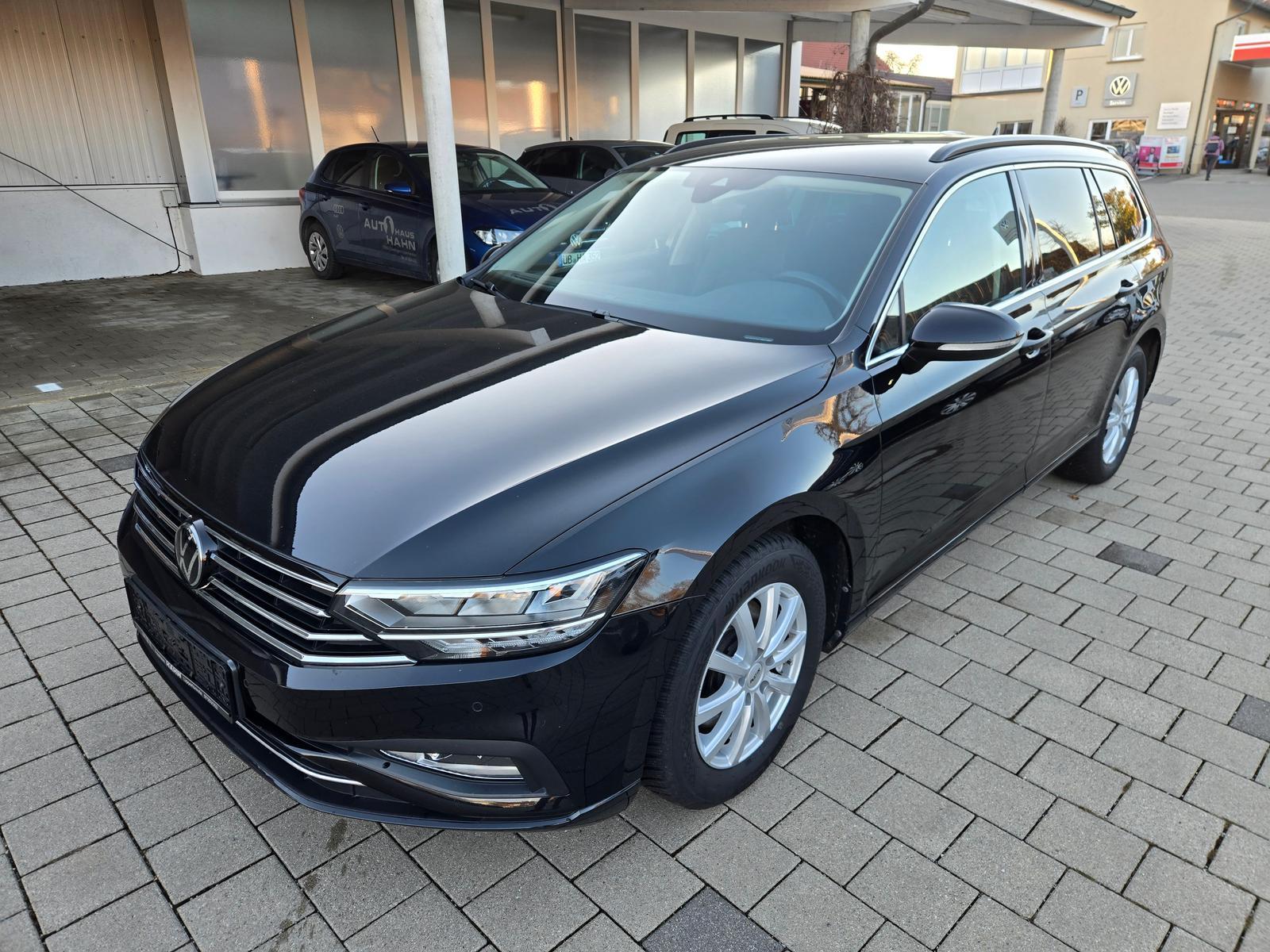 Volkswagen Passat Variant 1.5 DSG AHK LED RFK Navi