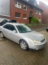Ford Mondeo 2,5 V6 Automatik TÜV 10/2027 - gebrauchte Ford Mondeo aus dem Jahr 2002