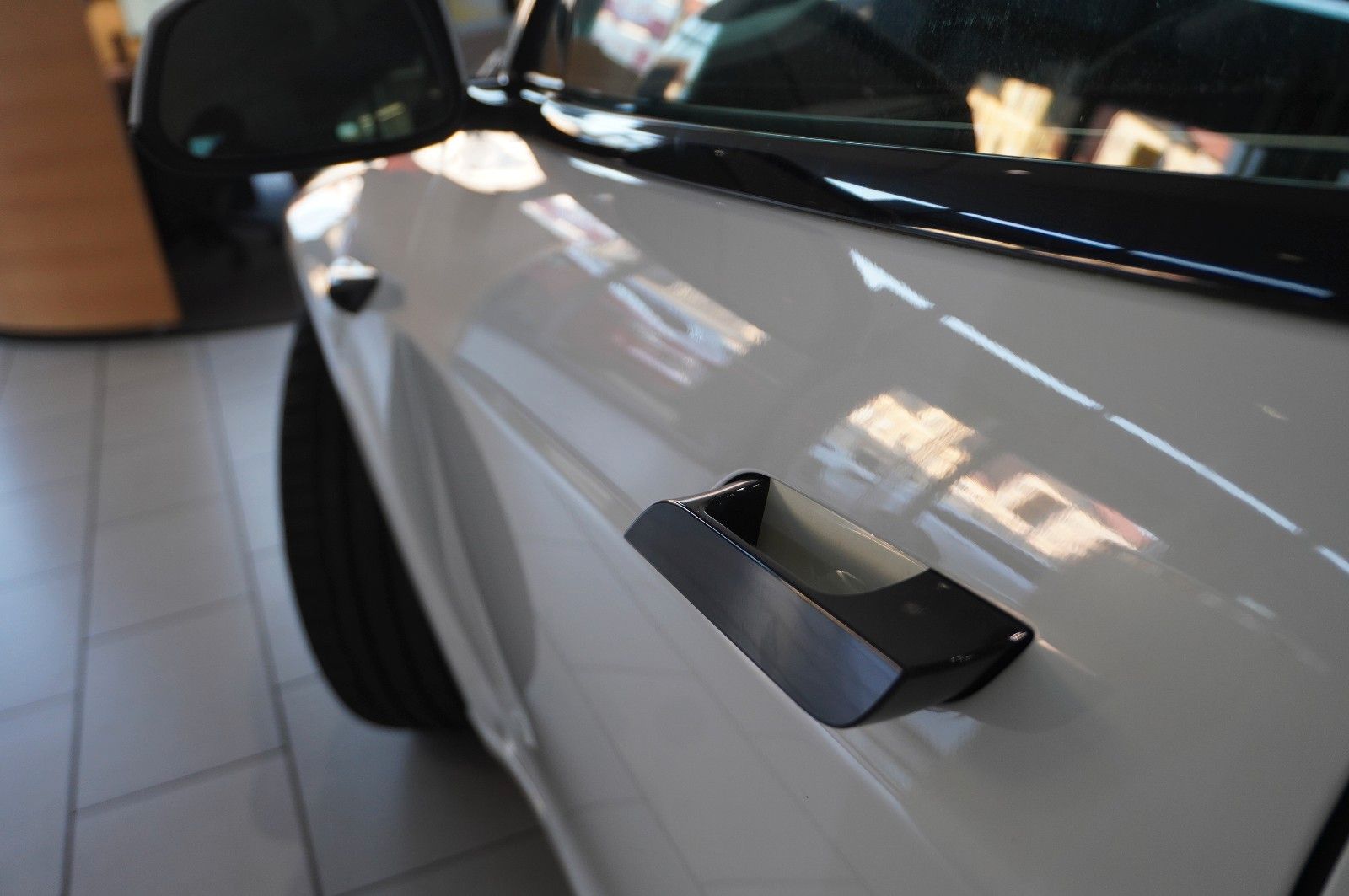 Fahrzeugabbildung Tesla Model S DUAL-MOTOR LONGRANGE NAVI/AMD/YOKE/LEDER