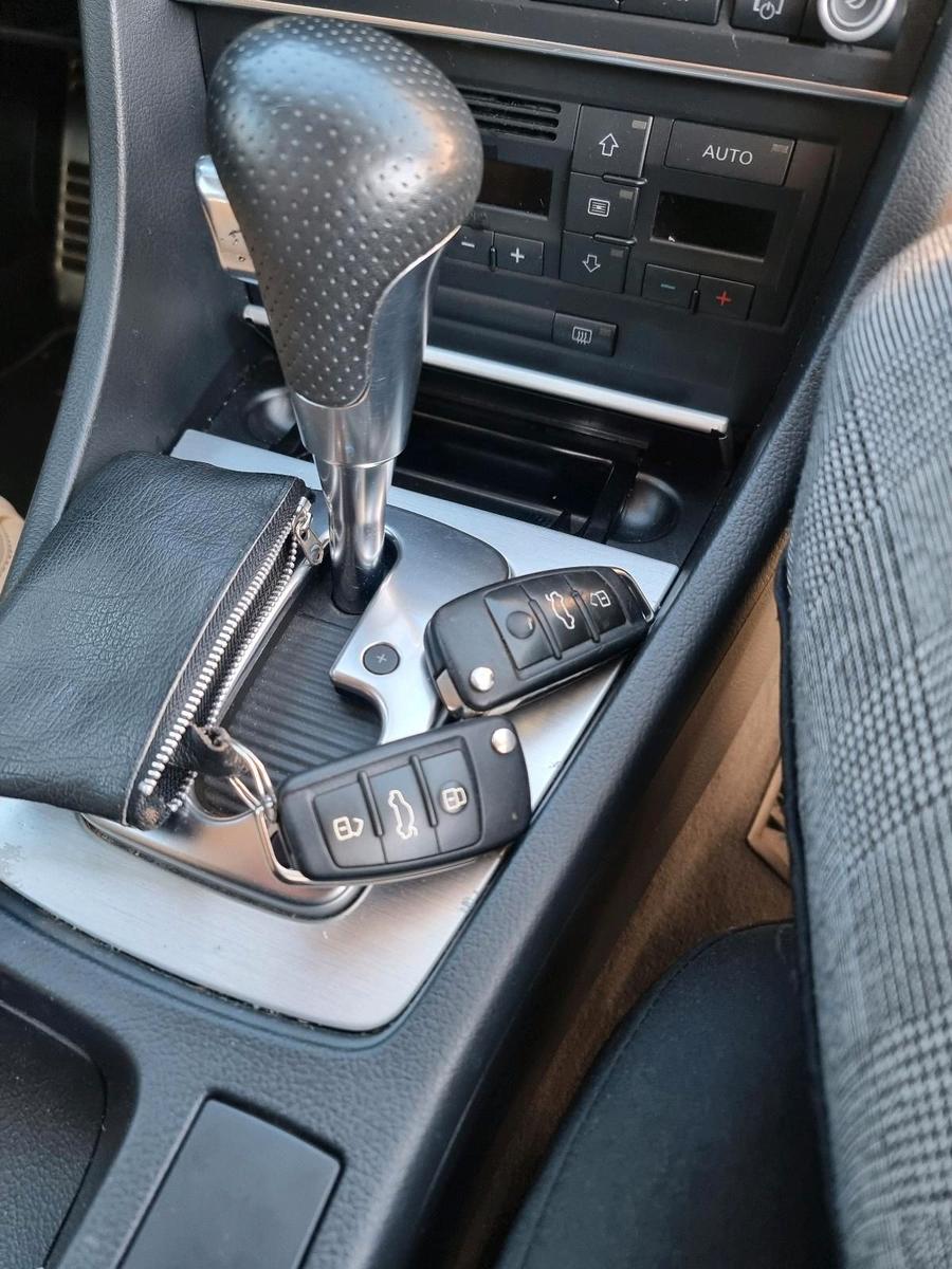 Audi A4 2007 — photo 9