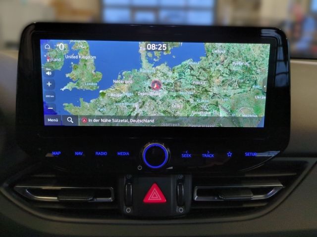 Fahrzeugabbildung Hyundai i30 FL Kombi (MY25) 1.5 T-GDI (140 PS) 48V 7-DCT