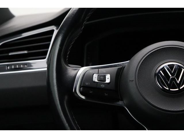 Fahrzeugabbildung Volkswagen Tiguan Highline R-Line ACC 4Motion Kamera 19