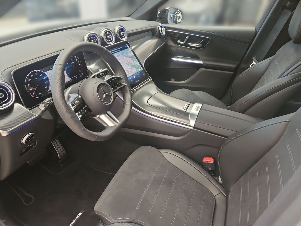 Fahrzeugabbildung Mercedes-Benz GLC 300 de 4MATIC +AMG+NIGHT+AHK+PANORAMA+