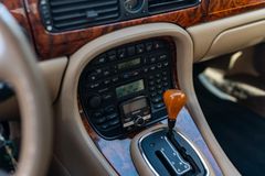Fahrzeugabbildung Jaguar Daimler 4.0 Super V8 *LWB / Sherwood / MwSt.*