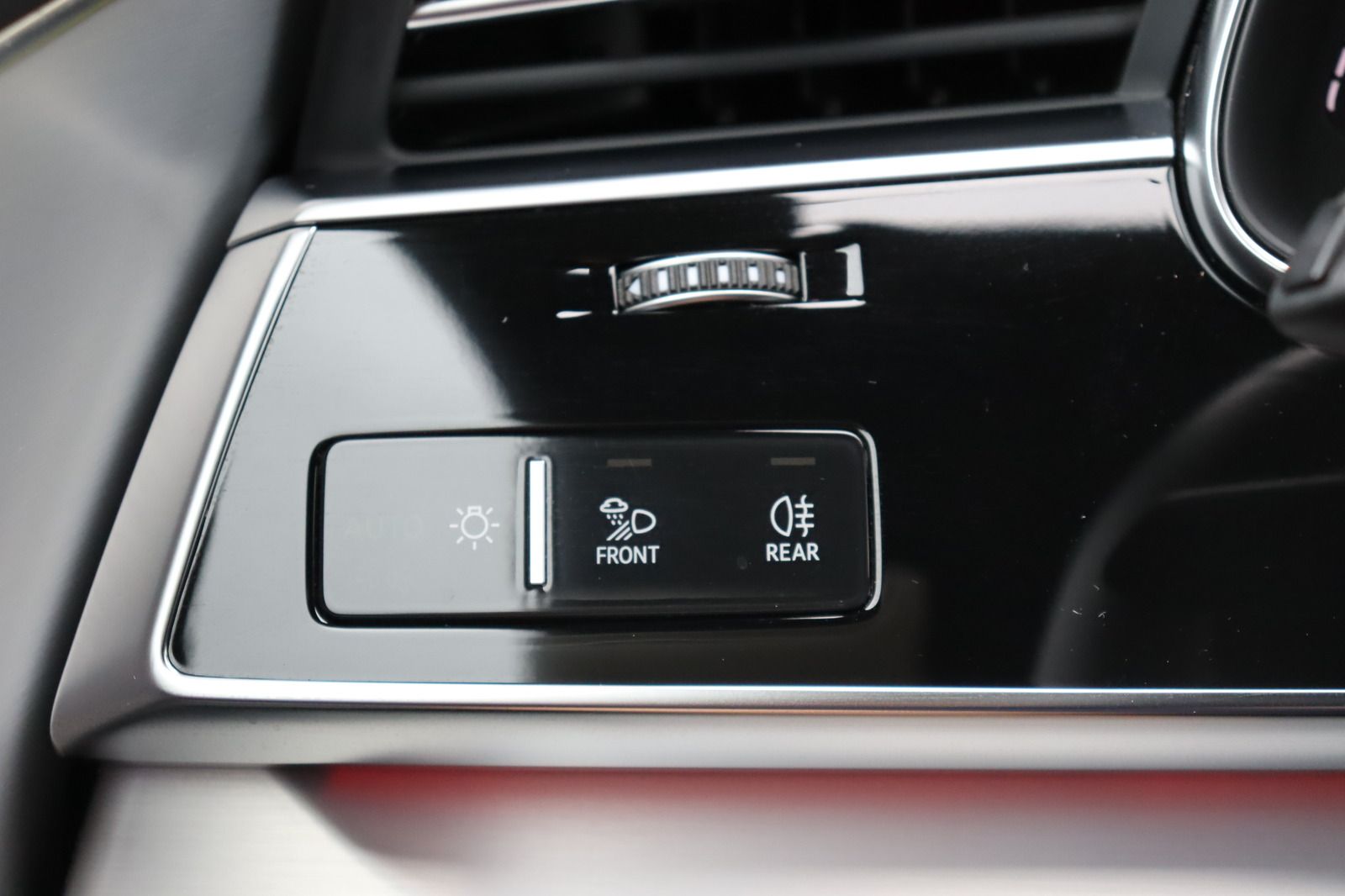 Fahrzeugabbildung Audi Q8 50 TDI quattro S-line HUD * Matrix * Massage