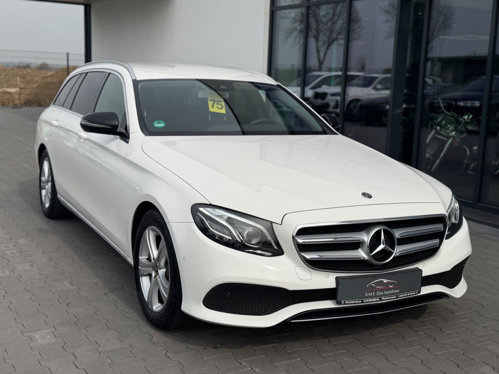 E 220 d T Modell Autom. Navi Leder LED