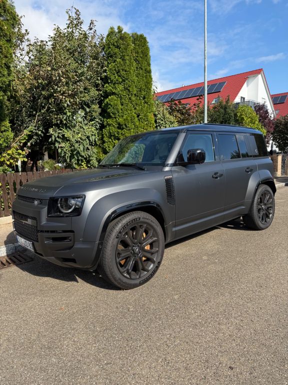 Image of Land Rover Defender