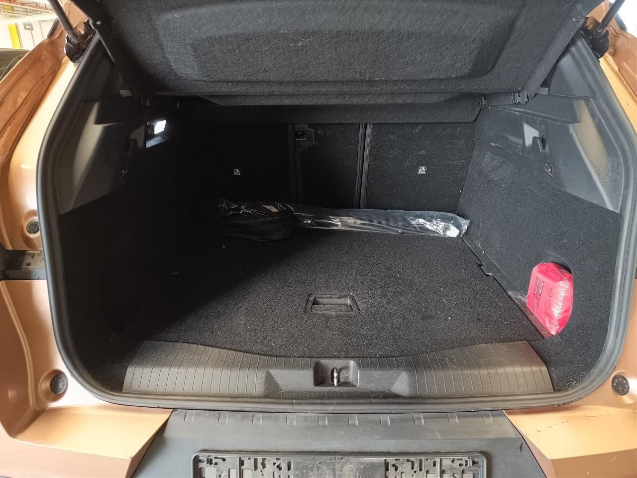 Fahrzeugabbildung Opel Grandland 1.2 Turbo GS MildHybrid 107KW Automati