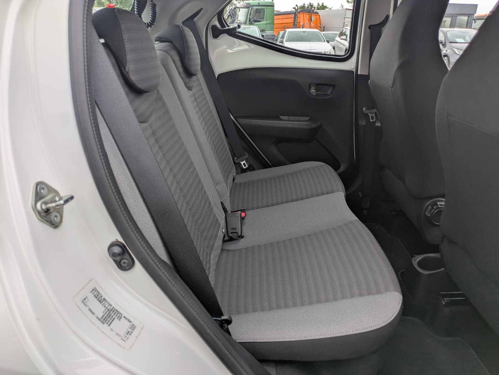 Fahrzeugabbildung Toyota AYGO 1.0 x-Play APP-CONNECT*KLIMA*KAMERA