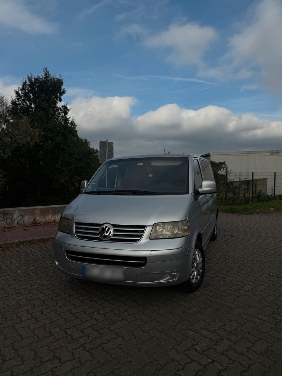 Volkswagen T5 California