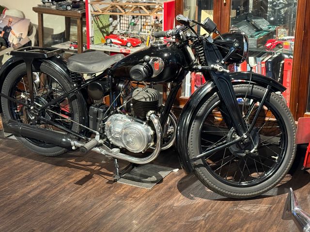 Zündapp DB200 1937. Seit 1957 Abgemeldet in Sammlung.