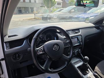 Skoda Octavia - 12