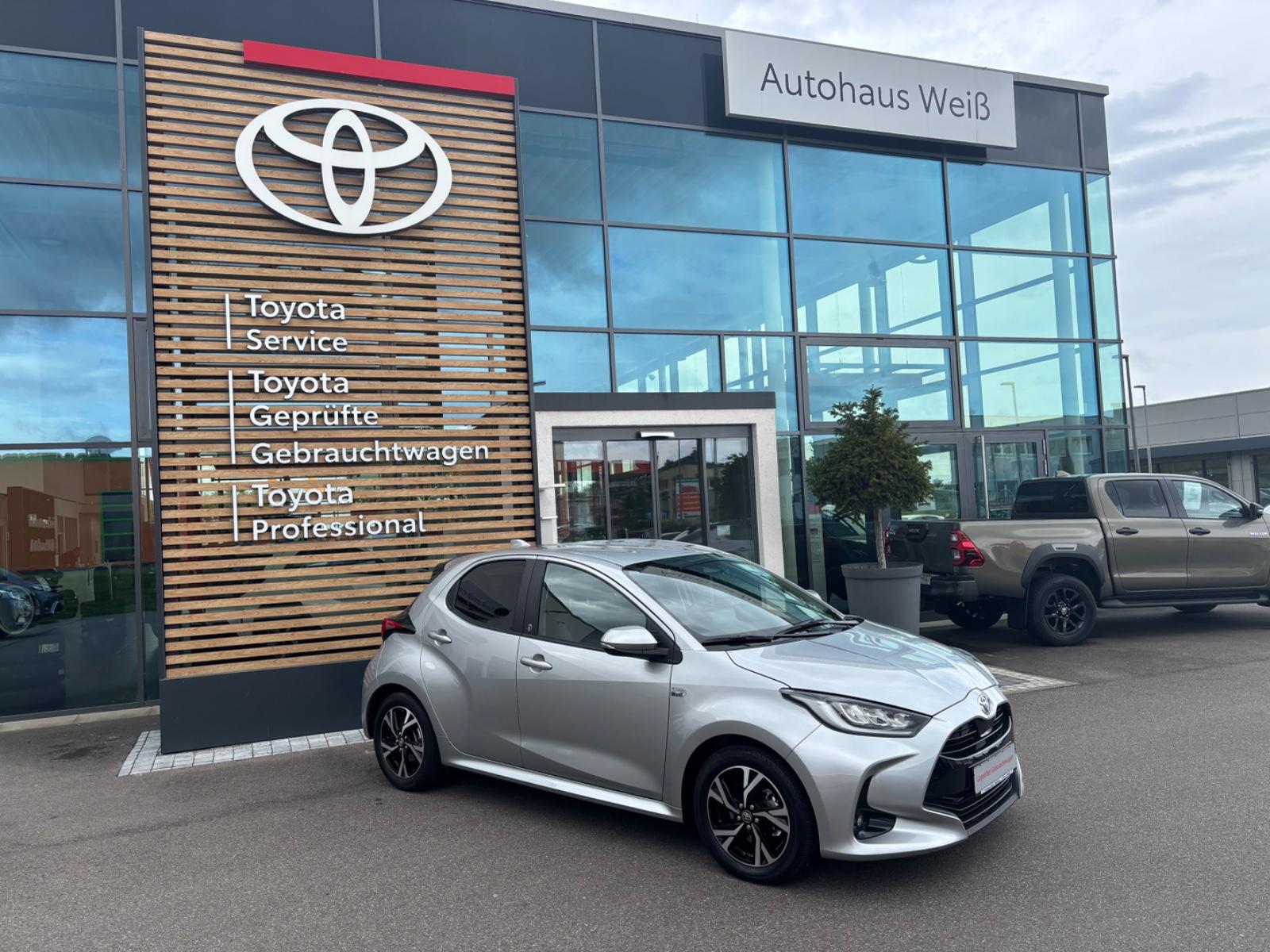 Toyota Yaris Hybrid Team Deutschland