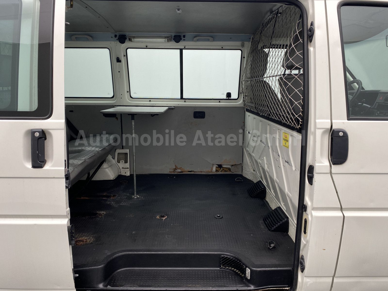 Fahrzeugabbildung Volkswagen T4 Kombi TDI Automatik Behörde/ Camper 5719