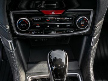 Subaru Forester 2.0 Platinum Kamera Navi Harman-Kardon