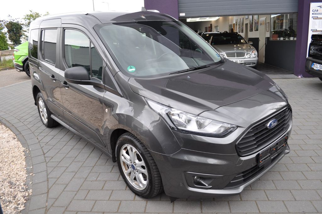 Image of Ford Tourneo Connect