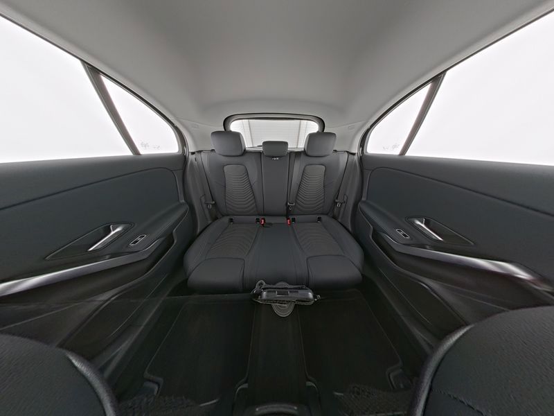 Fahrzeugabbildung Mercedes-Benz A 250 e PROGRESSIVE+STNDHZ+AHK+11KW+LHZ+LED+KAM