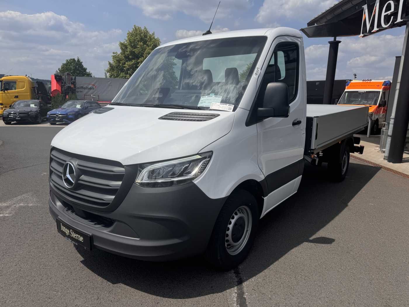 Fahrzeugabbildung Mercedes-Benz Sprinter 317 CDI 9G 3665 Klima Kamera AHK LED