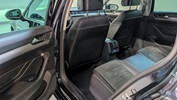 Volkswagen Passat 2.0 TDI Elegance ACC+KAM+MATRIX+AHK