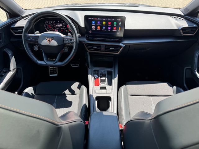 Leon ST 2.0 TSI 228kW VZ 4Drive DSG PANO/AHK/NAV