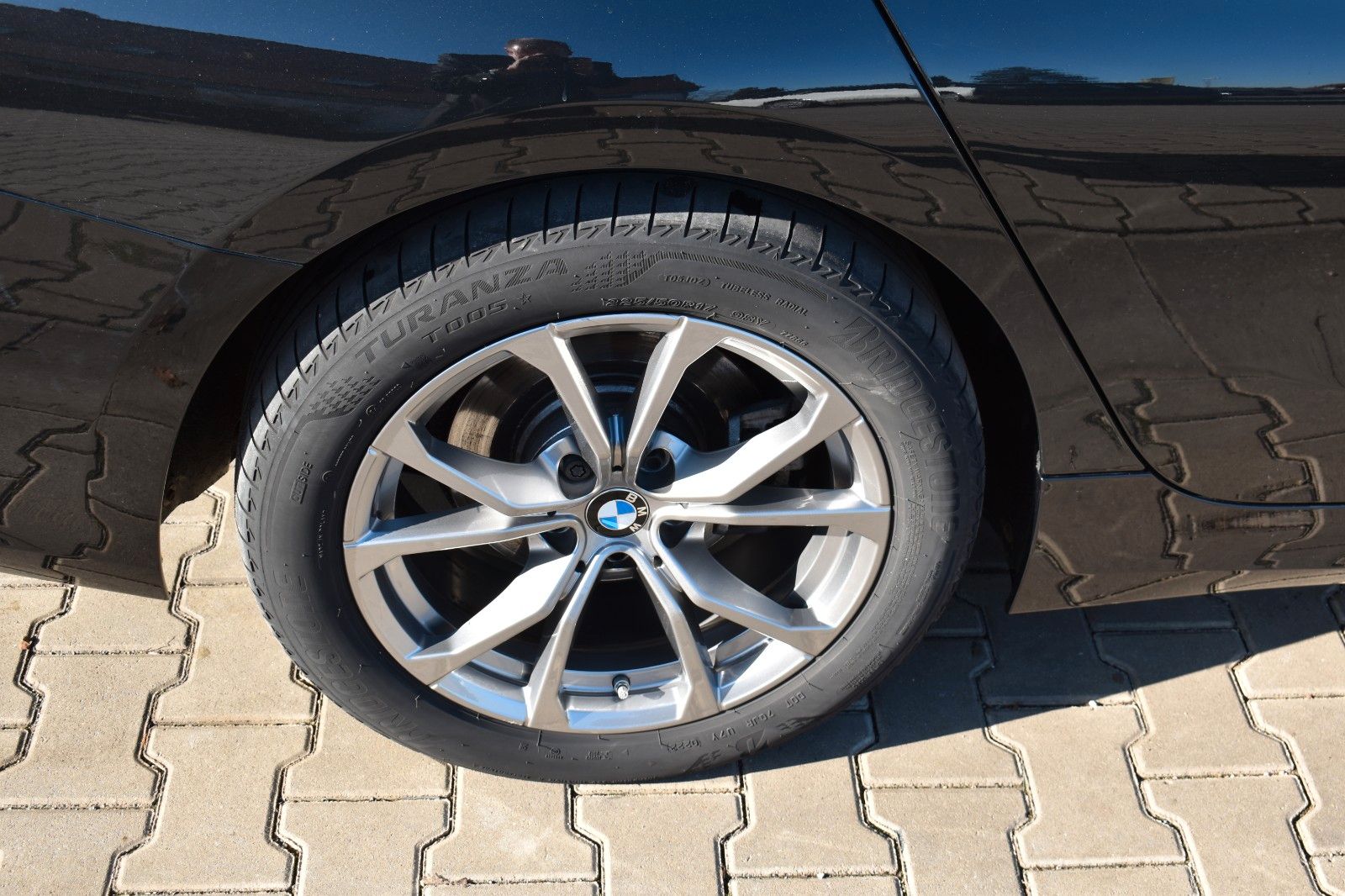 BMW 320d Touring Aut. Sport Line Navi AHK Kamera foto 14