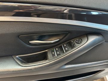 MYAUTOCENTER – Gebraucht- und Jahreswagen mit Werkstattservice in Pfaffenhofen BMW Touring 523 i *HeadUP*AHK*Xenon*TÜV NEU*