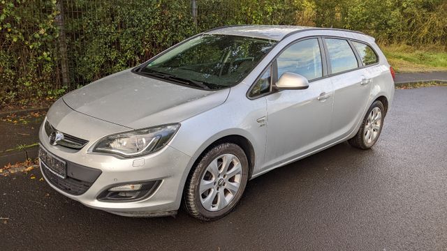 Opel Astra J Sports Tourer Active