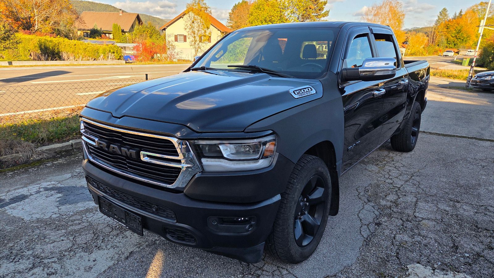 Dodge RAM 1500  5.7 V8  BIGHORN
