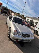 Mercedes-Benz Mercedes Benz E220 Avantgarde - gebrauchte Mercedes-Benz E 220 aus dem Jahr 2000