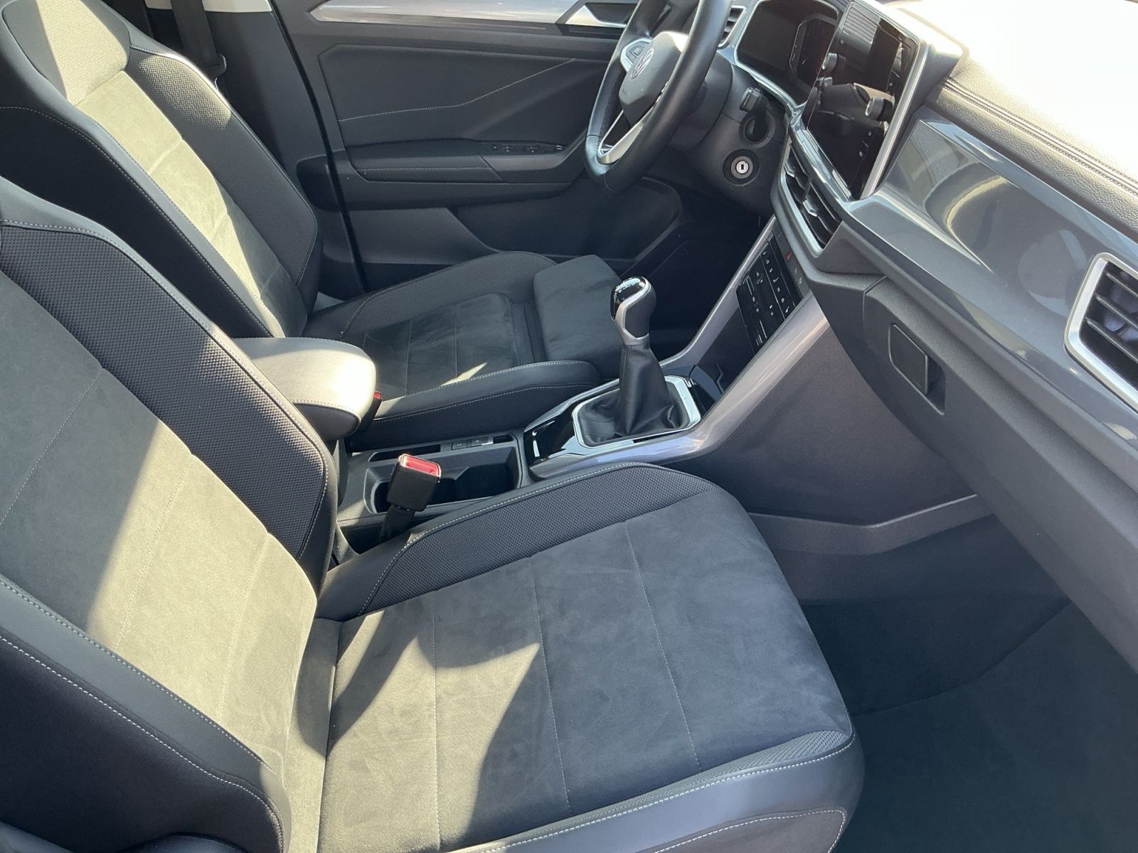 Volkswagen T-Roc - Bild 13