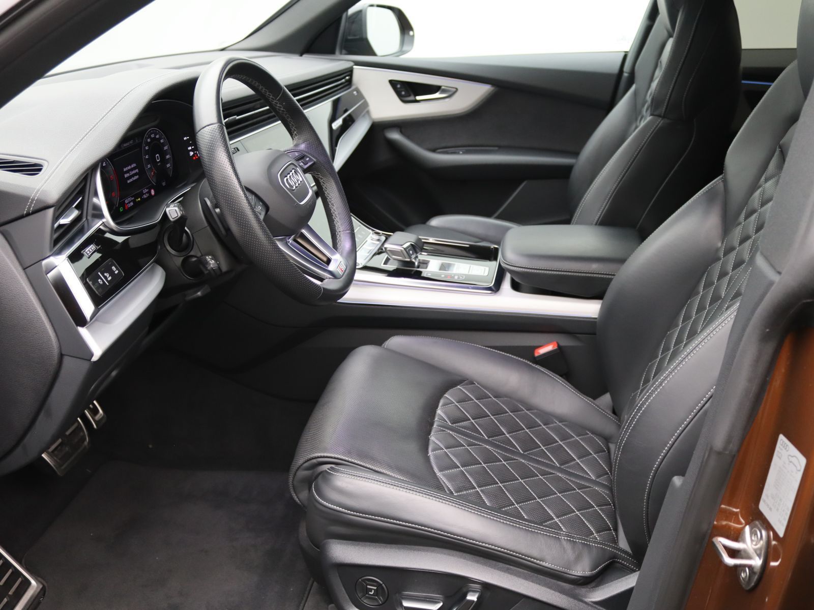 Audi Q8 - Bild 12