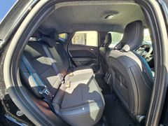 Fahrzeugabbildung Captur Esprit Alpine Mild Hybrid 140 EDC