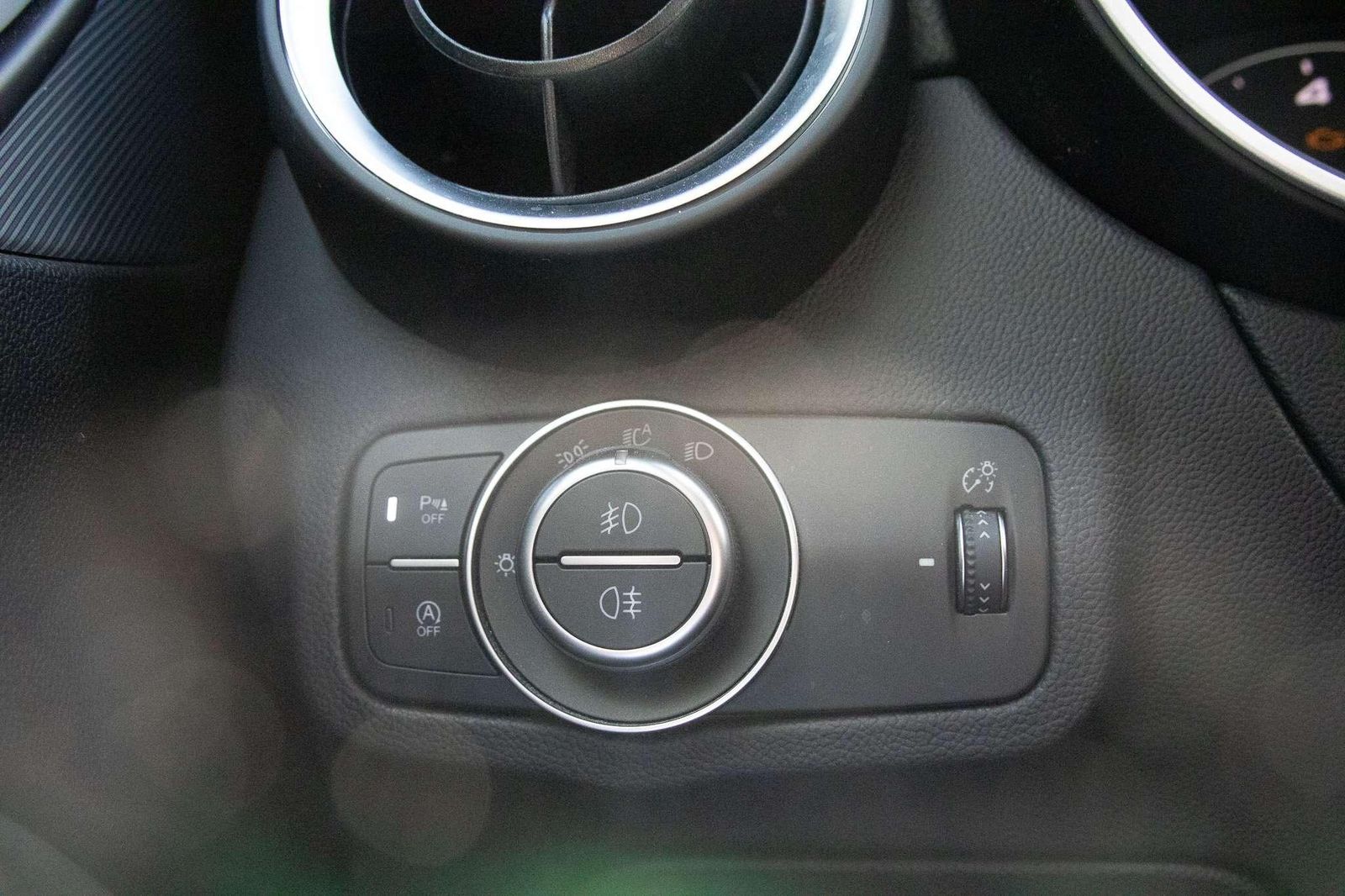 Fahrzeugabbildung Alfa Romeo Stelvio 2.2D Veloce Q4 vom AR Vertragshändler