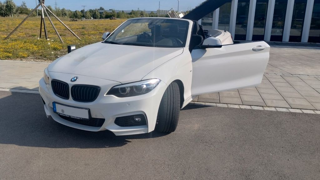 Image of BMW 218