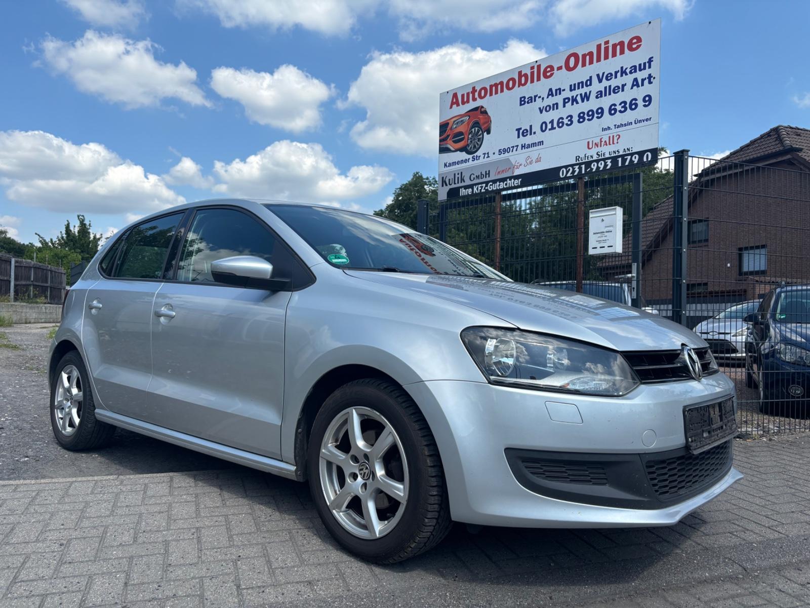 Volkswagen PoloV Comfortline // Navi // 4 Türig // ALU