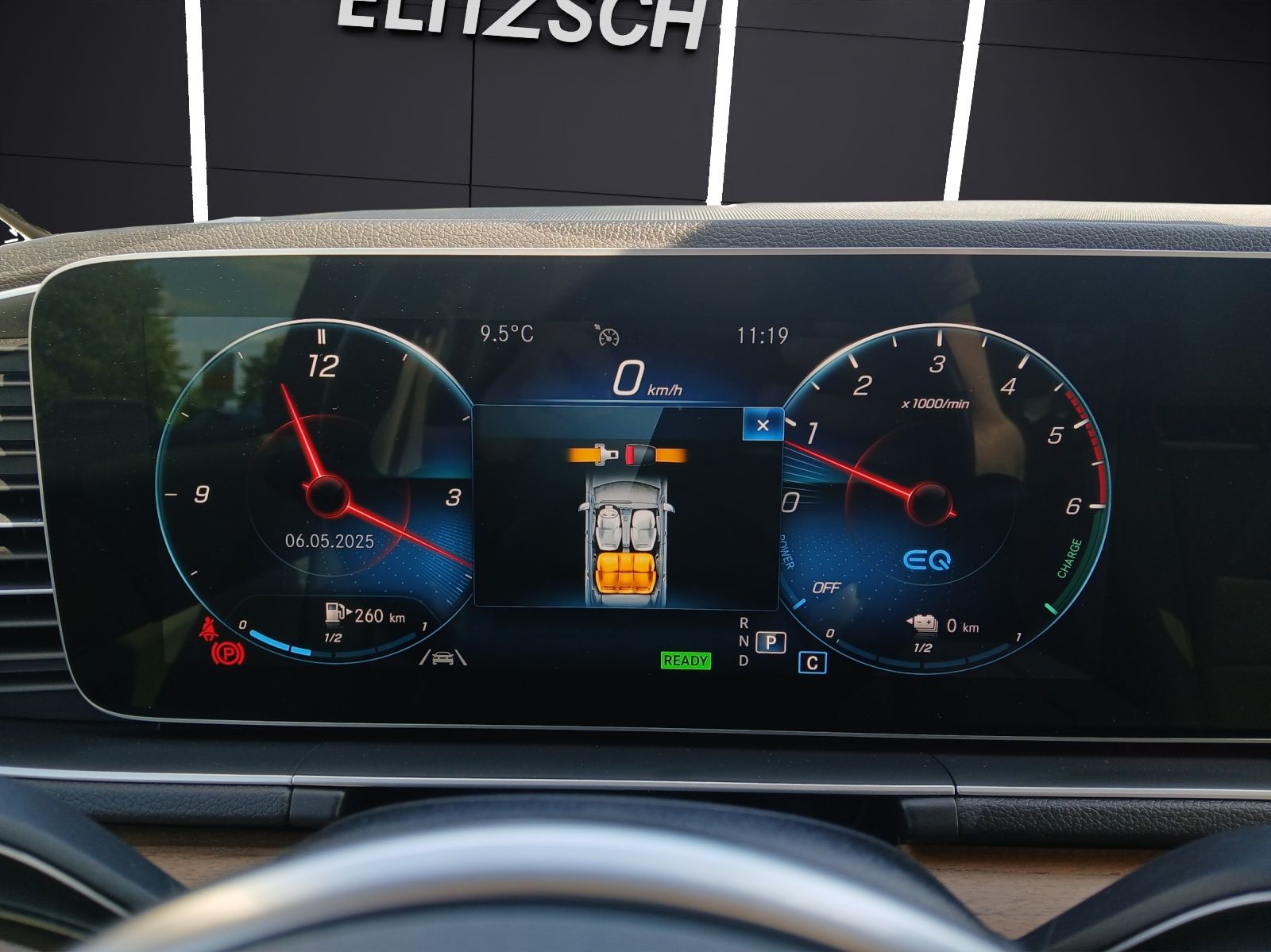 Fahrzeugabbildung Mercedes-Benz GLE 350 de 4Matic 9G AMG-Line Pano