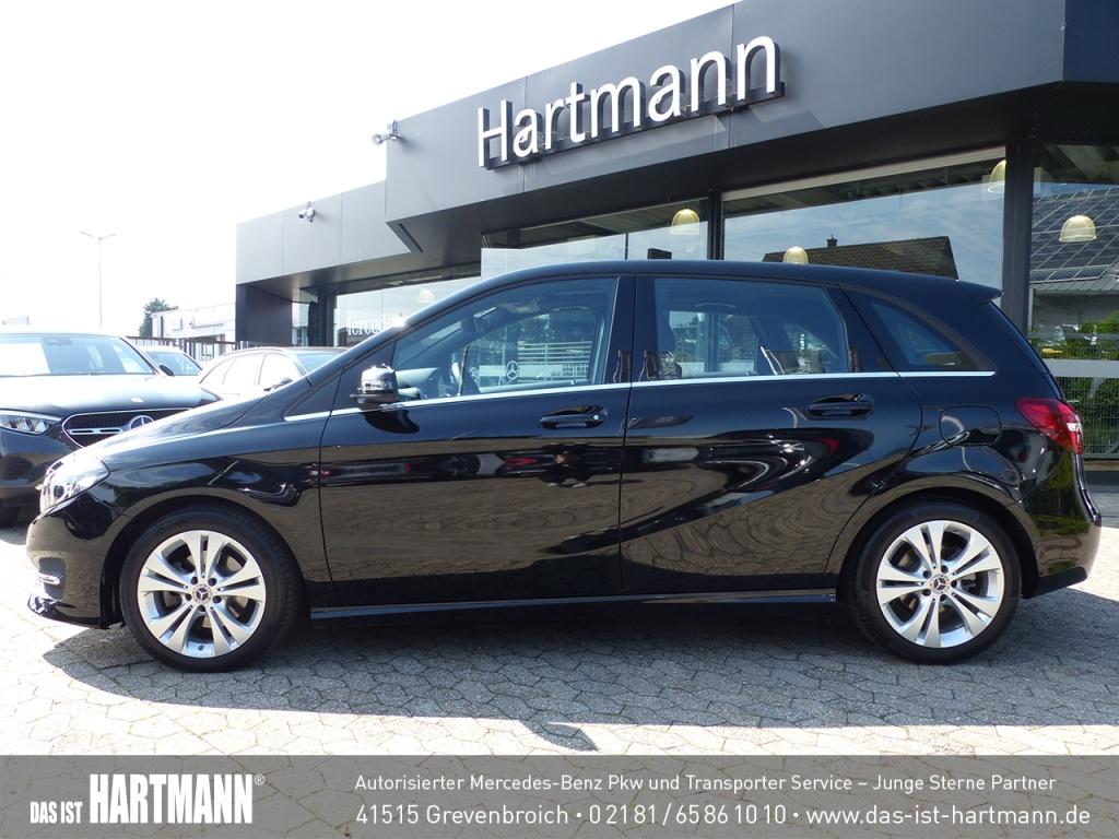 Mercedes-Benz B 180 URBAN+PANO+R.KAM+8-FACH+LED-SCHEIN+SPIEGEL