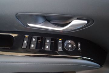 Hyundai Tucson1.6 T-GDI Hybrid AUT- NAVI-LED-KAMERA-SHZG